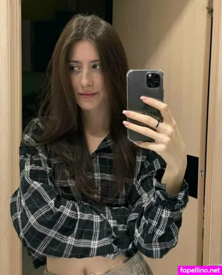 Miareeed OnlyFans Thumbnail #bBOXVcXn1e