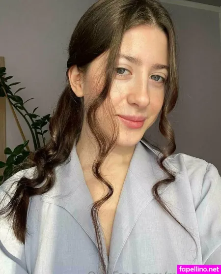 Miareeed OnlyFans Thumbnail #hLvD2vJLcA