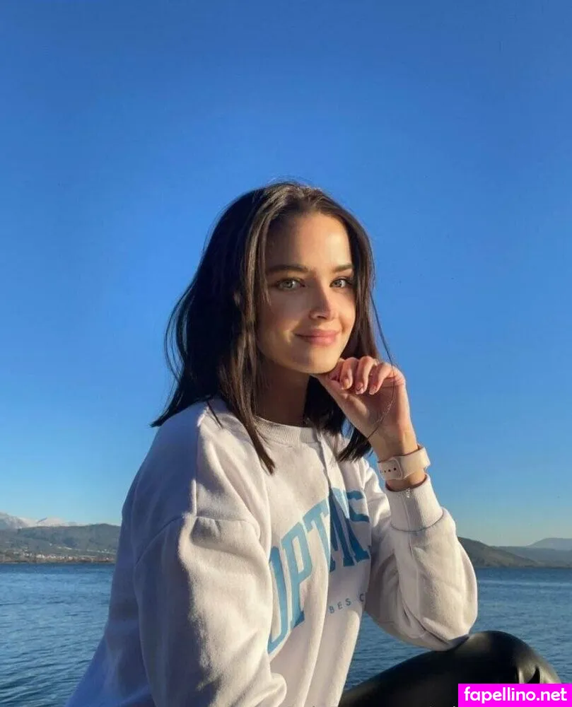 miaa.jonesss, miaroseskiss Nude Leaked OnlyFans Photo #FtBtpGrZhB