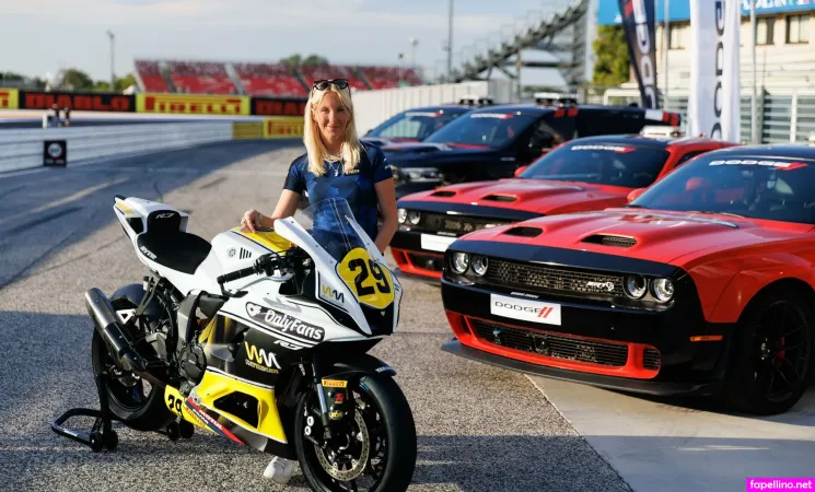 Miarusthen OnlyFans Thumbnail #X3J8Yhcxco