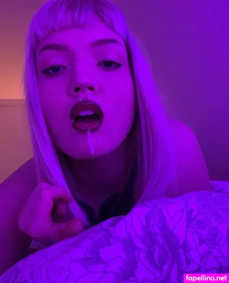 Miathearthoe OnlyFans Thumbnail #mqcHQEMjZR