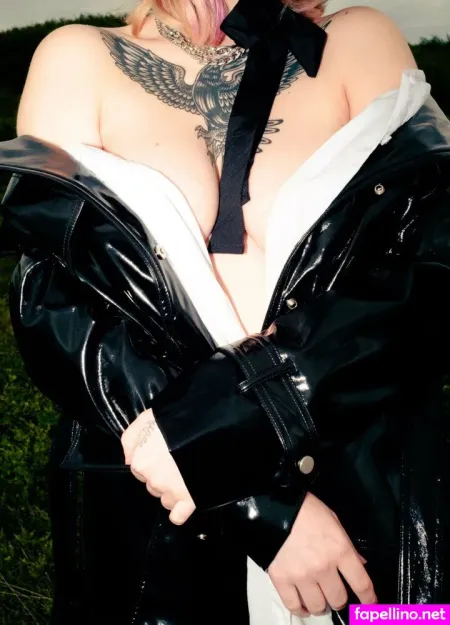 Miathearthoe OnlyFans Thumbnail #pEpW1N77o0