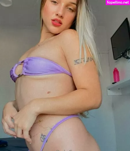 Miawhitez OnlyFans Thumbnail #9geJyONJhU