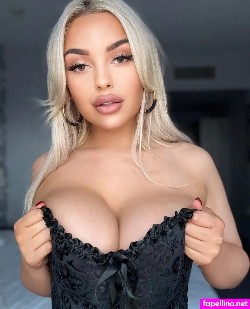 miawills1998, miawills98 Nude Leaked OnlyFans Photo #hNtKQSP35u