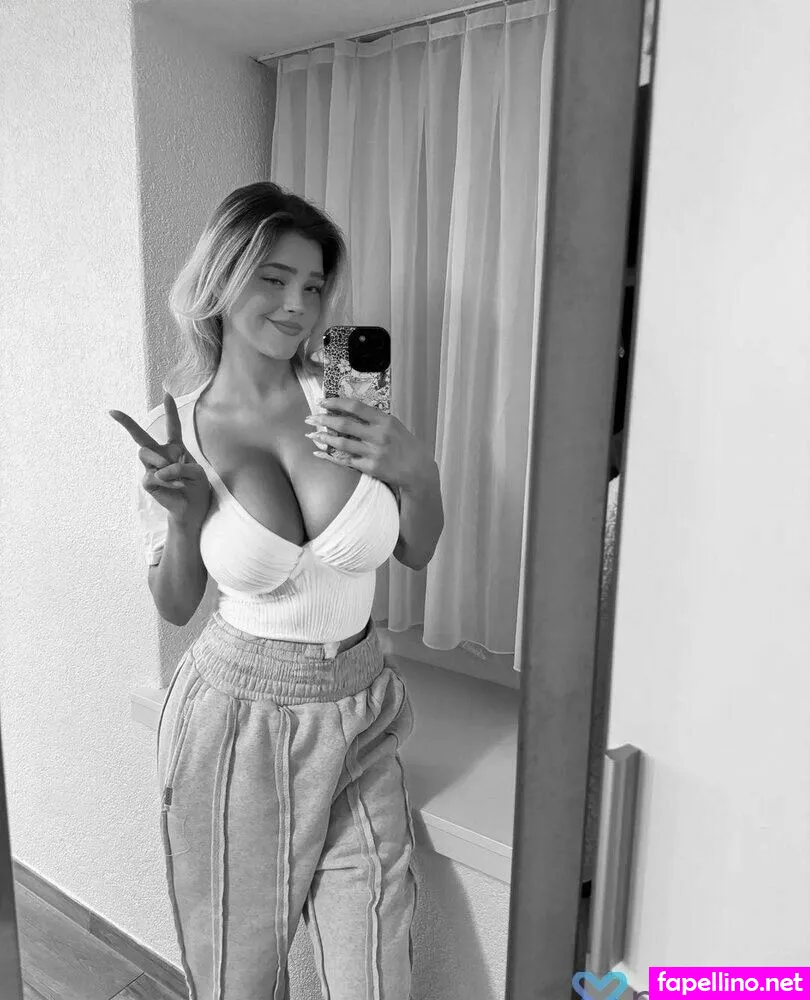 MiaxMoore Nude Leaked OnlyFans Photo #bSzdPcCLFW