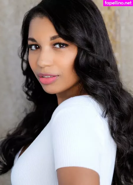 Mica Burton OnlyFans Thumbnail #7MYNtAerVT