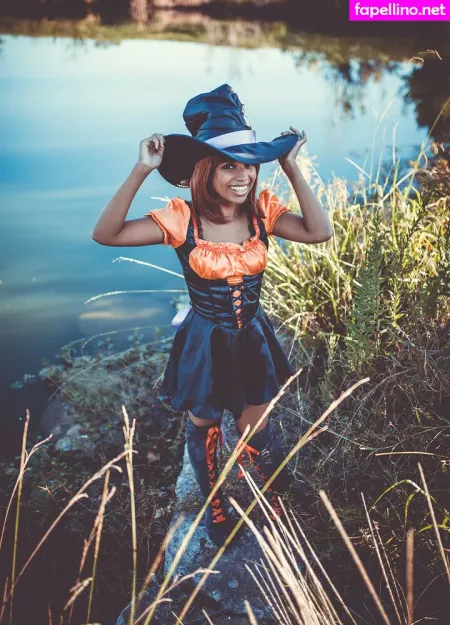 Mica Burton OnlyFans Thumbnail #MBxgTRcl72