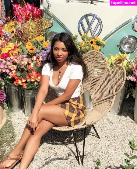 Mica Burton OnlyFans Thumbnail #MdBEgsz65p