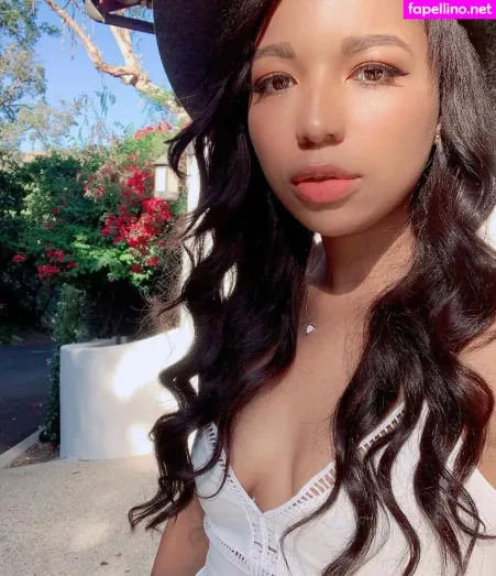 Mica Burton OnlyFans Thumbnail #ThoeRNrmf1