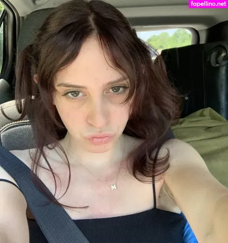 Mica Tenenbaum OnlyFans Thumbnail #O0AgPup9iv