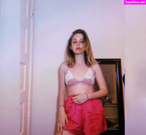 Mica Tenenbaum OnlyFans Thumbnail #XPh84JZSVz