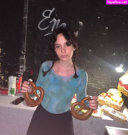 Mica Tenenbaum OnlyFans Thumbnail #yMNtJJT69M