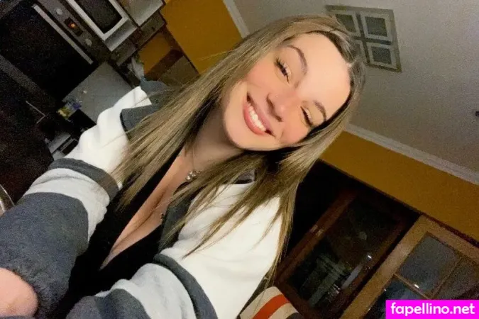 Micaela Perlezzi OnlyFans Thumbnail #sbKNyyOkAm