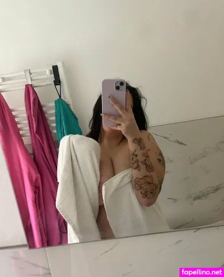 Micaela98 OnlyFans Thumbnail #kmjHJv47o5