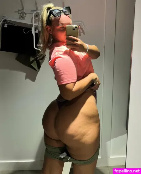 Michabubblesvip 3 OnlyFans Thumbnail #UdSMOQksp2