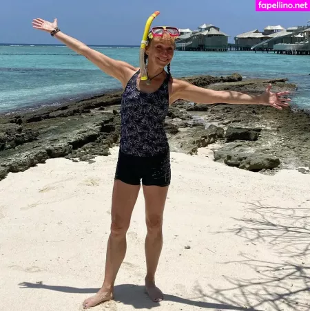 Michaela Strachan Swimming OnlyFans Thumbnail #PvCybjalKA