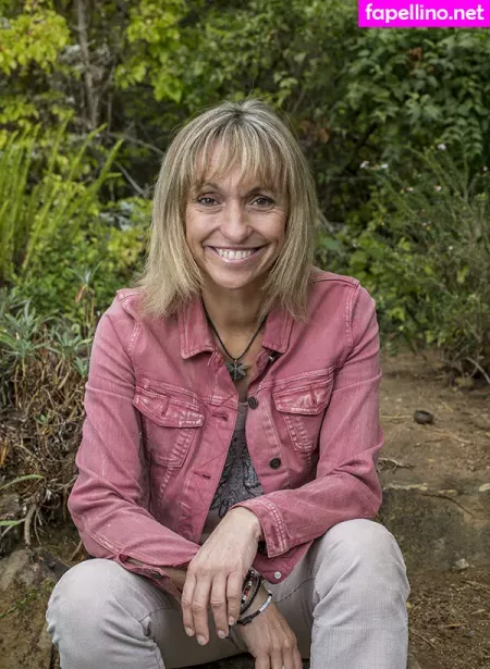 Michaela Strachan Swimming OnlyFans Thumbnail #RcL4j10Sop