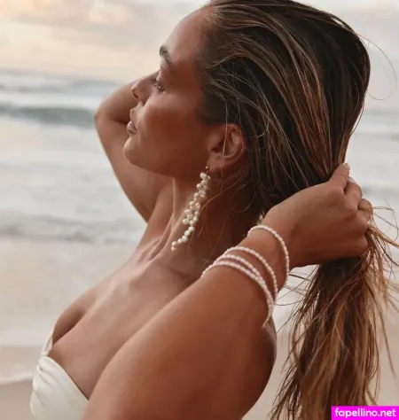 Michaela Wain OnlyFans Thumbnail #nzAViFkUMz