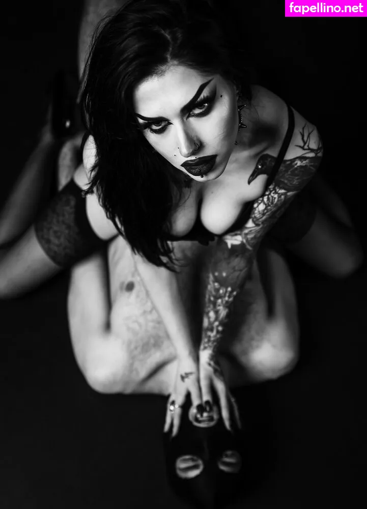 Michellecter, Nina, michellecter_com, naturalbornbadseed Nude Leaked OnlyFans Photo #ykNueSmEPl