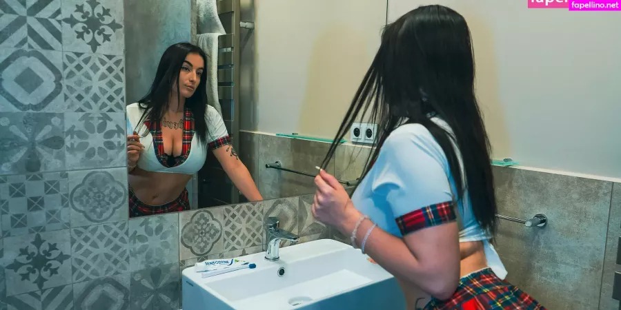 Michalkaa OnlyFans Thumbnail #YvXjXXoCUl