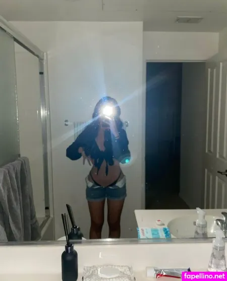 Micheeelleli OnlyFans Thumbnail #0rT8azndB3