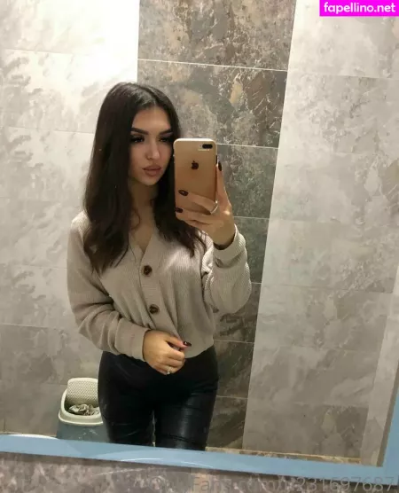 Michel Mii OnlyFans Thumbnail #FnoudVsb8g