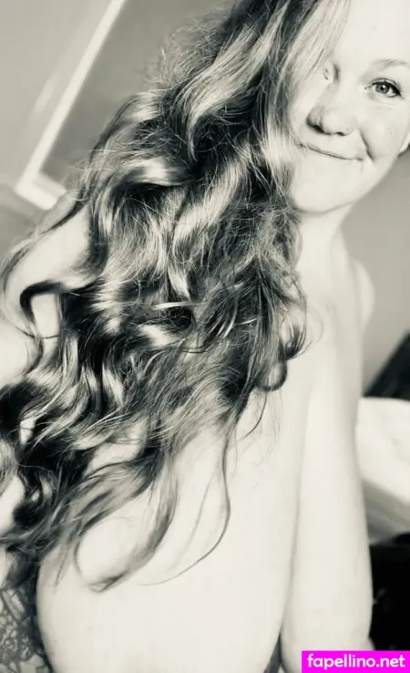 Michelemariestore 1 OnlyFans Thumbnail #PiCsMqqfge