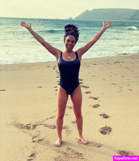 Michelle Ackerley OnlyFans Thumbnail #AWsaFUnjxr