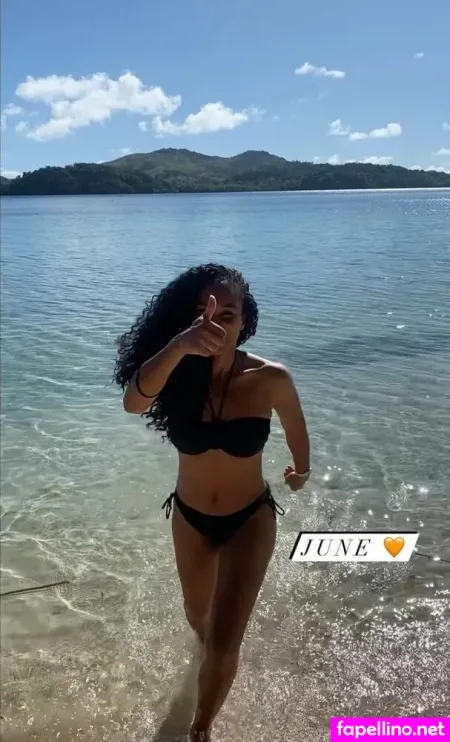 Michelle Ackerley OnlyFans Thumbnail #P7SxSnGSnx