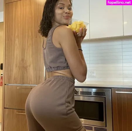 Michelle Anderson OnlyFans Thumbnail #EWRDLX8e3U
