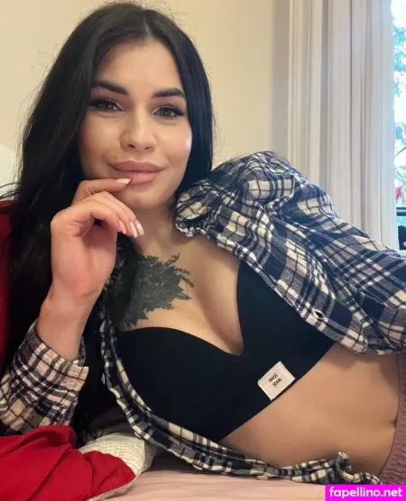 Michelle Andradee OnlyFans Thumbnail #3li7HK40aI