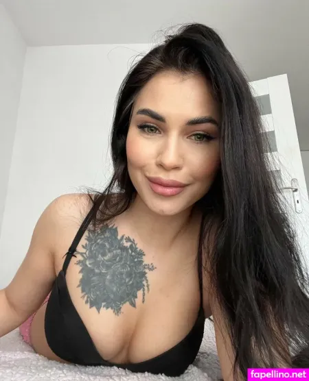 Michelle Andradee OnlyFans Thumbnail #Nmje90bh4n