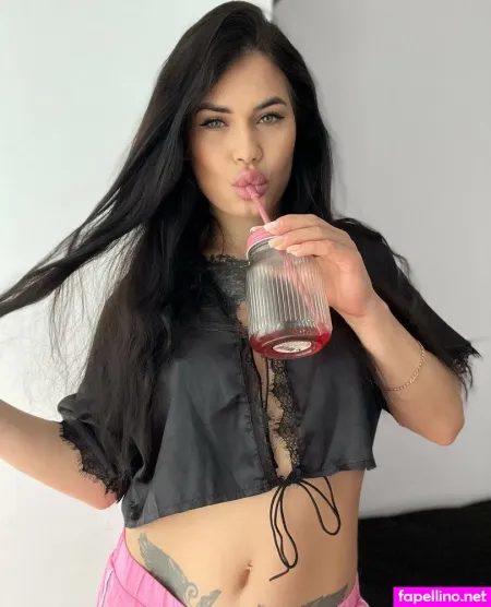 Michelle Andradee OnlyFans Thumbnail #cdGEwWWdnE