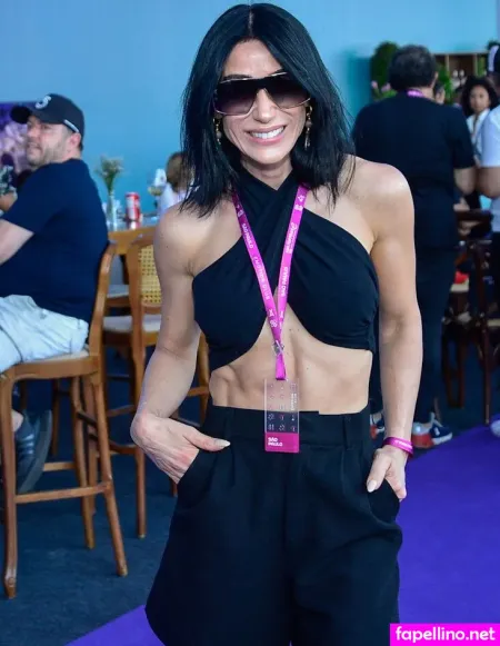 Michelle Barros OnlyFans Thumbnail #svBdD2cjfJ