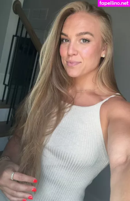 Michelle Basnett OnlyFans Thumbnail #B2oJG4n27L
