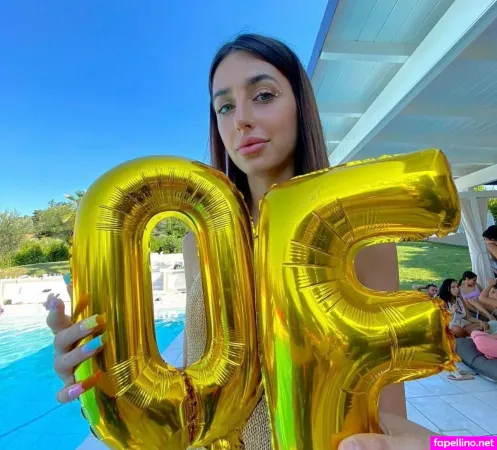 Michelle Comi OnlyFans Thumbnail #xY3xclhsbR