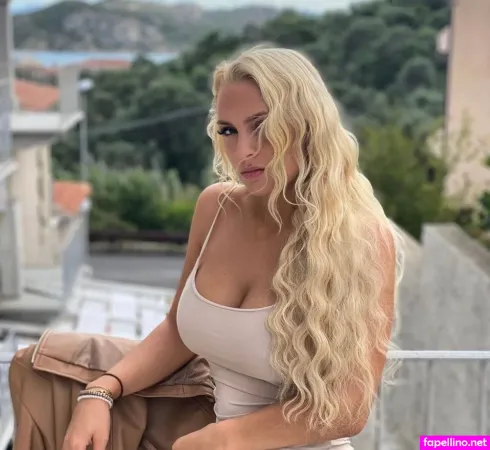 Michelle Daniaux OnlyFans Thumbnail #pZx7o70gEd