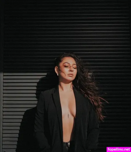 Michelle Danzinger OnlyFans Thumbnail #h2SQAW66xA