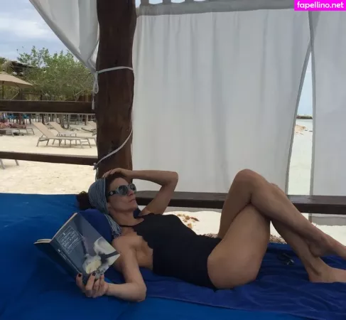 Michelle Gomez OnlyFans Thumbnail #VuiE25FNtI