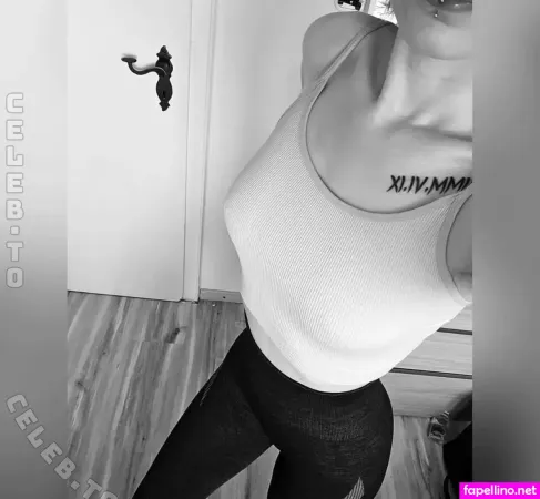 Michelle Hansen OnlyFans Thumbnail #P7wablljN0