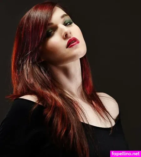 Michelle Hendley OnlyFans Thumbnail #41kIH8mC4j