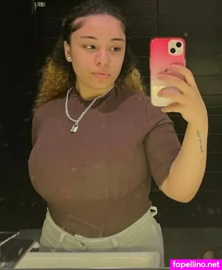 Michelle Jones OnlyFans Thumbnail #3NHEP5nTTG