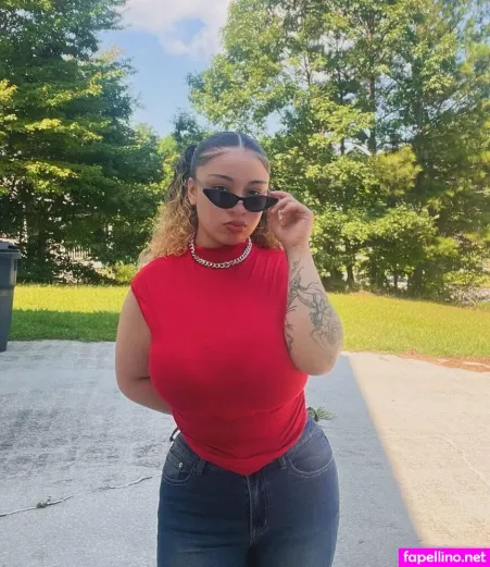 Michelle Jones OnlyFans Thumbnail #49BBkdSpOO