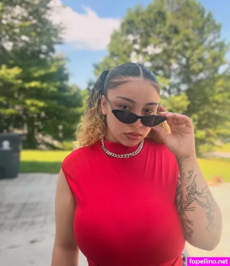Michelle Jones OnlyFans Thumbnail #jGwyzS0xDf