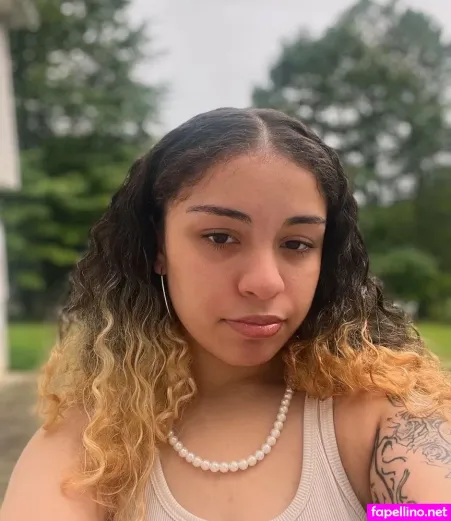 Michelle Jones OnlyFans Thumbnail #vjeUVmEapz