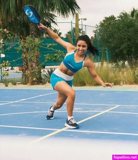 Michelle Khare OnlyFans Thumbnail #0WX2Uo9hrs