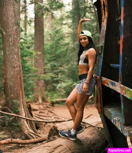 Michelle Khare OnlyFans Thumbnail #b8Dj66FXUA