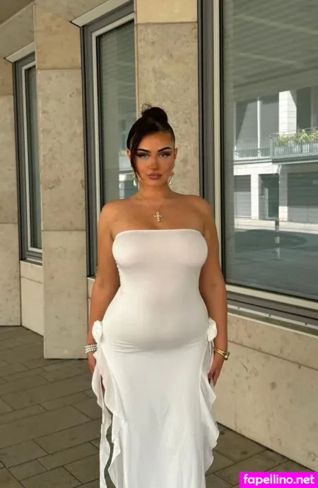 Michelle Knaub OnlyFans Thumbnail #F7Ev7BO0Ix