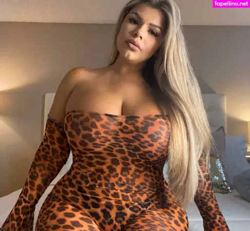 Michelle Mendez OnlyFans Thumbnail #mSGcrhCDei