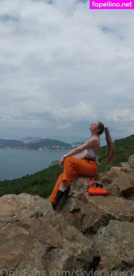 Michelle Milly OnlyFans Thumbnail #B4x1VYAs8I